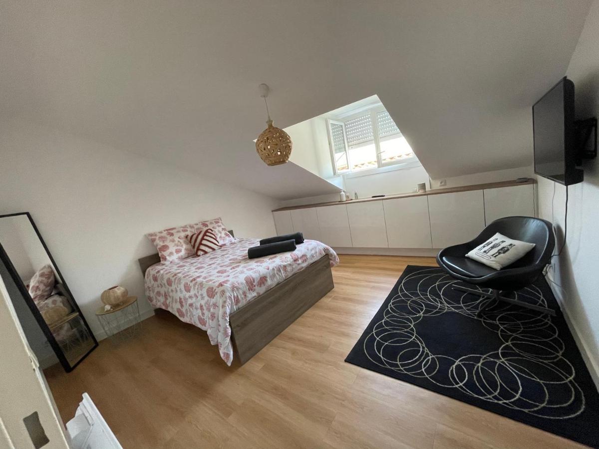 Grand Appartement Hypercentre Avec Terrasse Et Parking Poitiers Eksteriør bilde